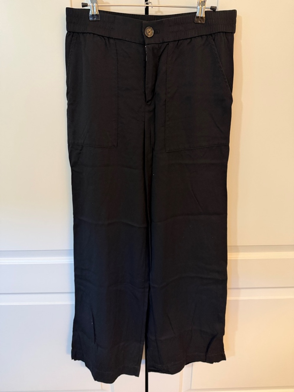 LOFT Black Relaxed Straight-Leg Pant